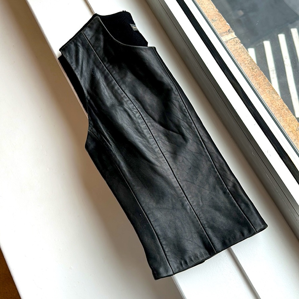 Vintage 90’s Banana Republic Leather & Wool Vest Pullover Sz 8 or M - GORGEOUS - Picture 8 of 12